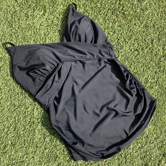 LIKE NEW! Maternity Tankini Top. - Picture 1 of 4